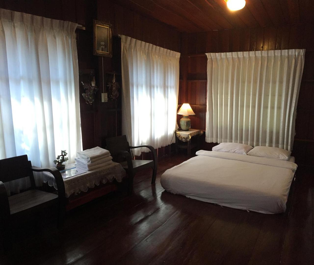 The Little Lopburi Village Exterior photo